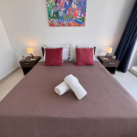Magnolia Guesthouse St Julians-2